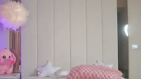 MissMooon stripchat stream image