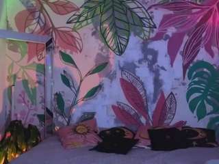 elissecinnamon camsoda stream image