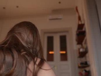 mia_elfie chaturbate stream image