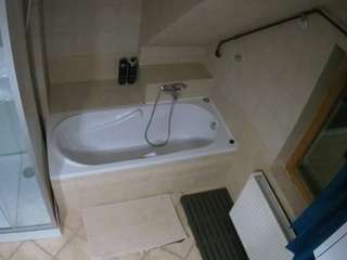 voyeurcam-julmodels-bath-2nd-1 camsoda stream image