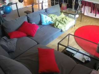 voyeurcam-julmodels-living-3 camsoda stream image