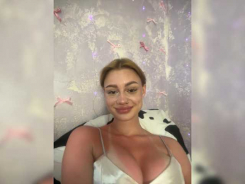Ice-hot bongacams stream image
