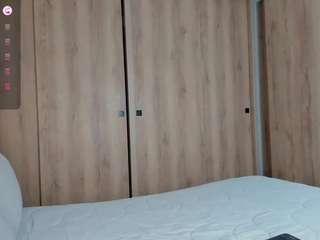 lauracriistina camsoda stream image