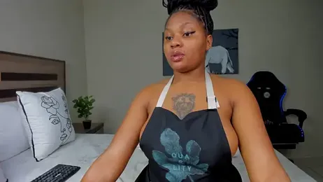 Renee-18 stripchat stream image