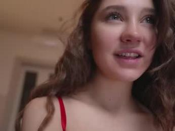 mia_elfie chaturbate stream image