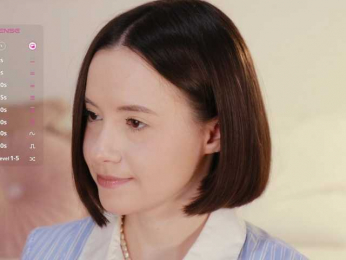 MissEssie bongacams stream image