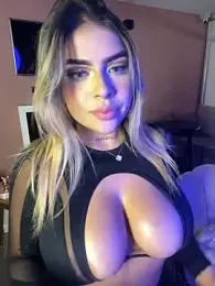 MiaWhitePink_ stripchat stream image