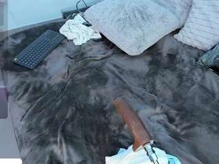 angie-roses camsoda stream image