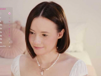 MissEssie bongacams stream image