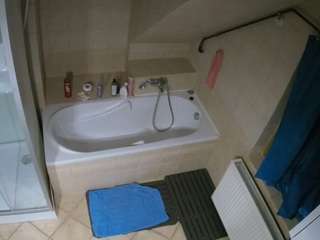 voyeurcam-julmodels-bath-2nd-1 camsoda stream image