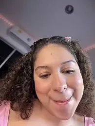 Shara_dreams stripchat stream image