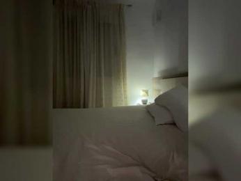 MissDafne bongacams stream image