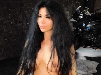 -BABAYAGA- bongacams stream image