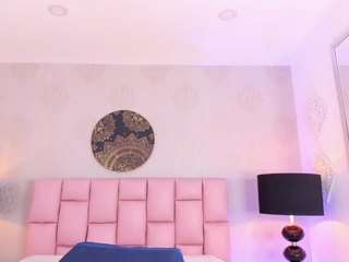 ashley-bruce camsoda stream image