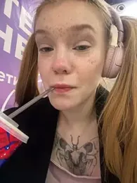 Honey___Hot stripchat stream image