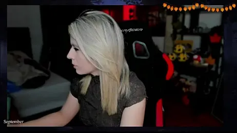 Lisaonthemoon stripchat stream image