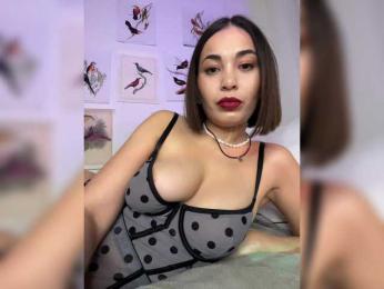 wlcm2talilia bongacams stream image