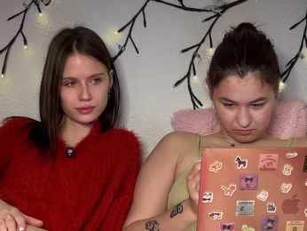 ZoyaVikki bongacams stream image