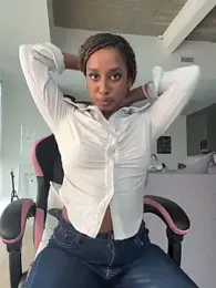 Your_Paris stripchat stream image