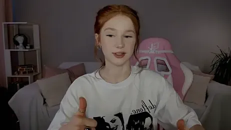 Leahsthetics stripchat stream image