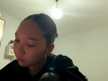 oracowee chaturbate stream image