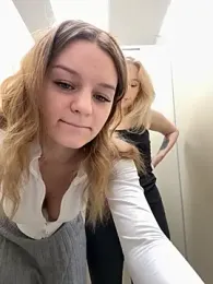 Cum_girlss stripchat stream image