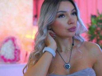 ArtTeasee bongacams stream image