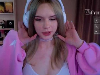 fymryn bongacams stream image