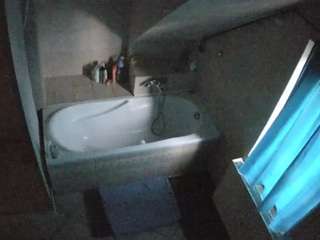 voyeurcam-julmodels-bath-2nd-1 camsoda stream image