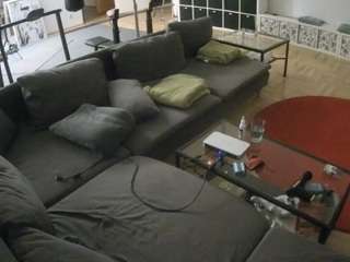 voyeurcam-julmodels-living-3 camsoda stream image