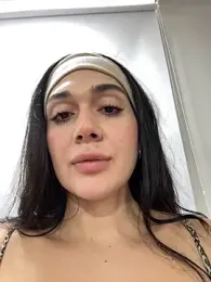 LaanaCooper stripchat stream image