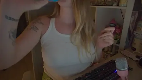 Pinkyladyxxx stripchat stream image