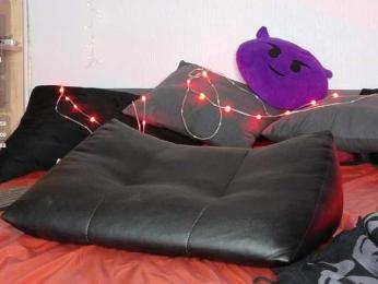 Devilsbride bongacams stream image