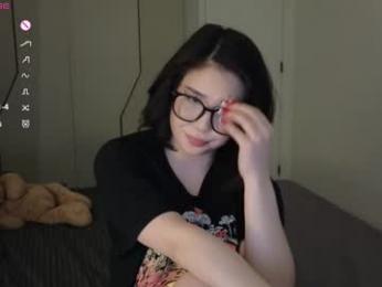 ki_mi chaturbate stream image