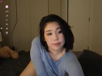 ki_mi chaturbate stream image