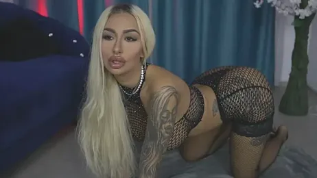 GoldenAmber stripchat stream image