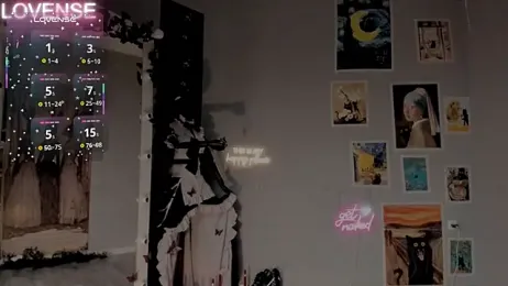 Careful_i_bite stripchat stream image