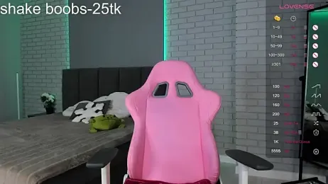 hazel_77 stripchat stream image