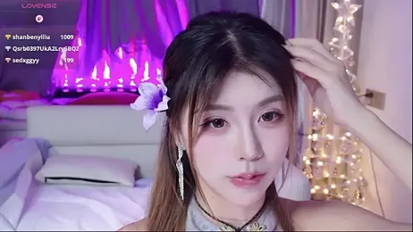 Kiki--2025 stripchat stream image