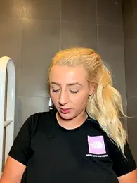 Strongqueen stripchat stream image