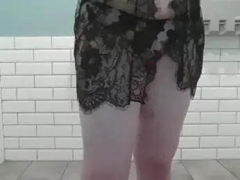 AverageRose stripchat stream image