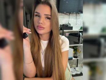 SweetyMia bongacams stream image