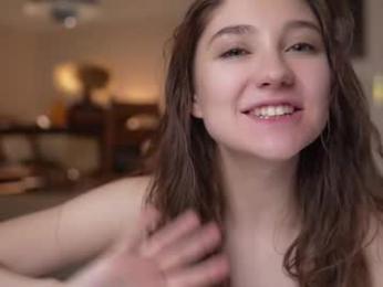 mia_elfie chaturbate stream image