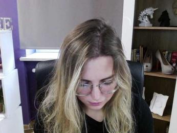 Soft-Zoey bongacams stream image