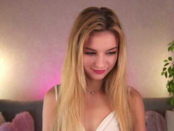 ilittleheart bongacams stream image