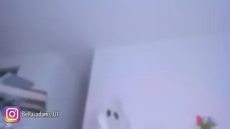 bella_adams_ stripchat stream image