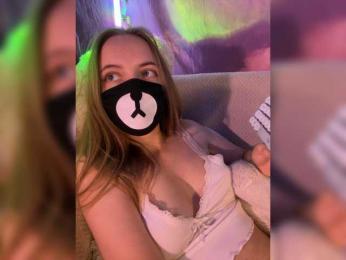 -Summer- bongacams stream image