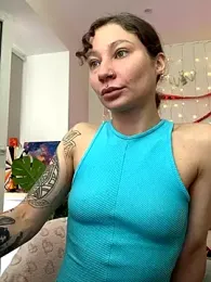 HotCaramellsTV stripchat stream image