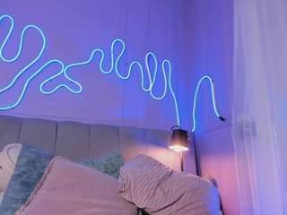 sofly-s camsoda stream image