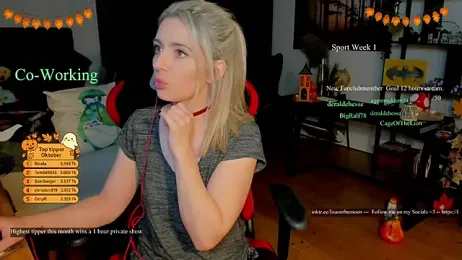 Lisaonthemoon stripchat stream image